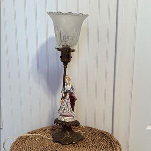 Vintage Porcelain Figurine Table Lamp